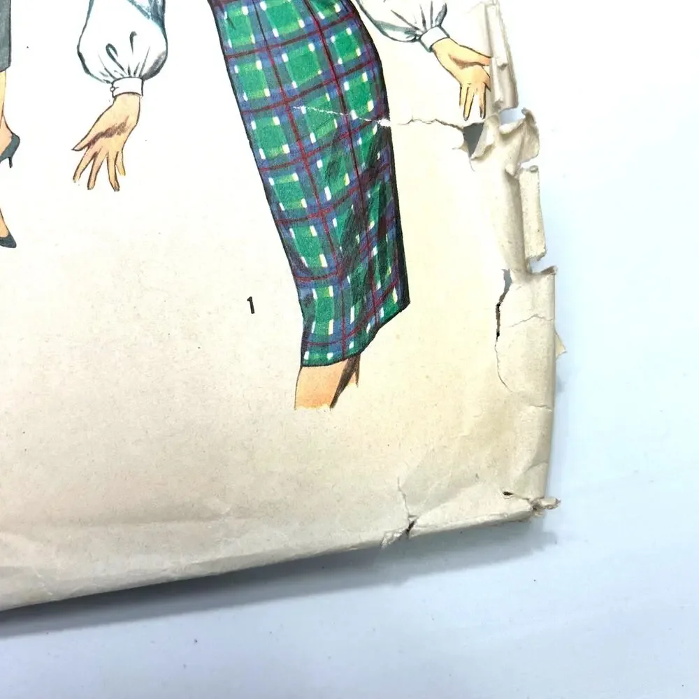 Simplicity Vintage 1960's Pattern‎ #2567 Junior Jumper and Blouse Size 11